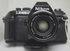 NIKON F-301 et Objectif